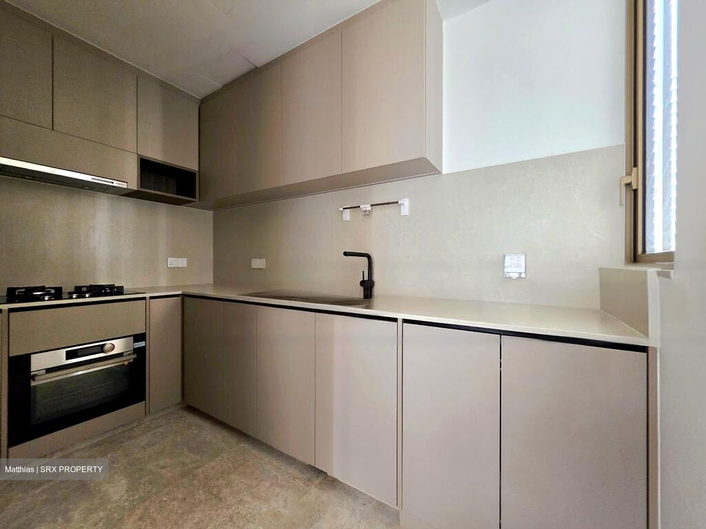 33 Devonshire  (D9), Apartment #468363991